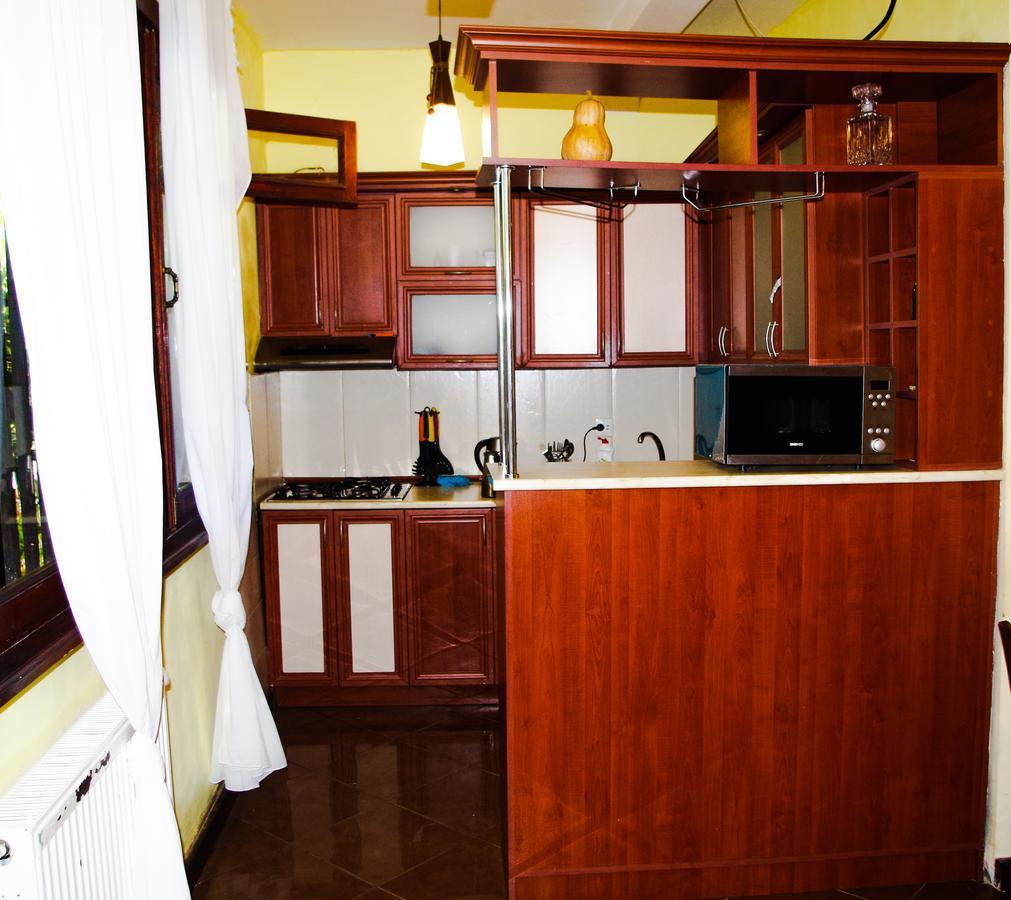 Patio Hostel Tbilisi Exteriör bild