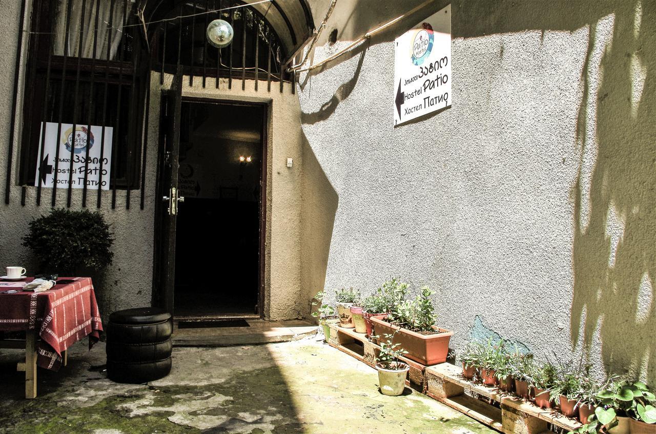 Patio Hostel Tbilisi Exteriör bild